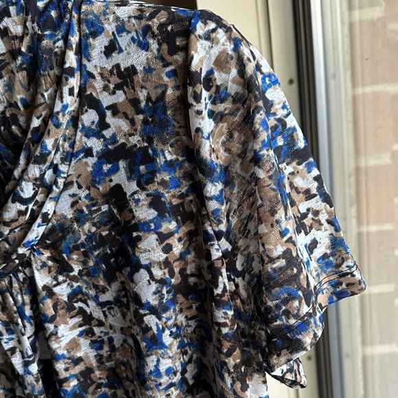 Jones New York Abstract Blue and Brown Blouse - Picture 6 of 7